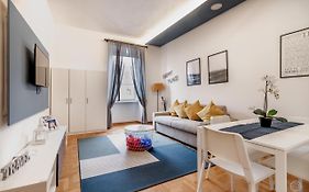 Athena'S Apartment